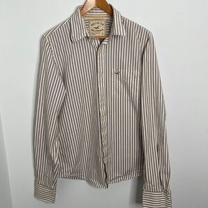 Hollister cotton long sleeve button up casual shirt.  Size Large.